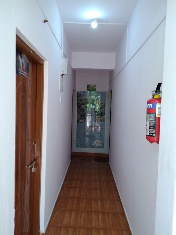 Бага: Braganza Guest House