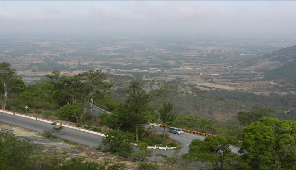 Chikkajala: Mount Palazzo