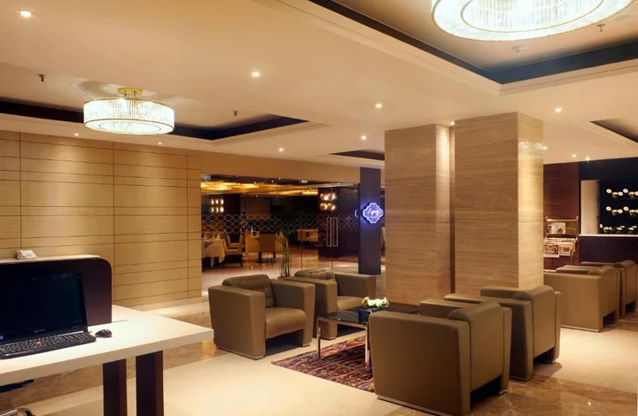 Гувахати: Hotel Palacio