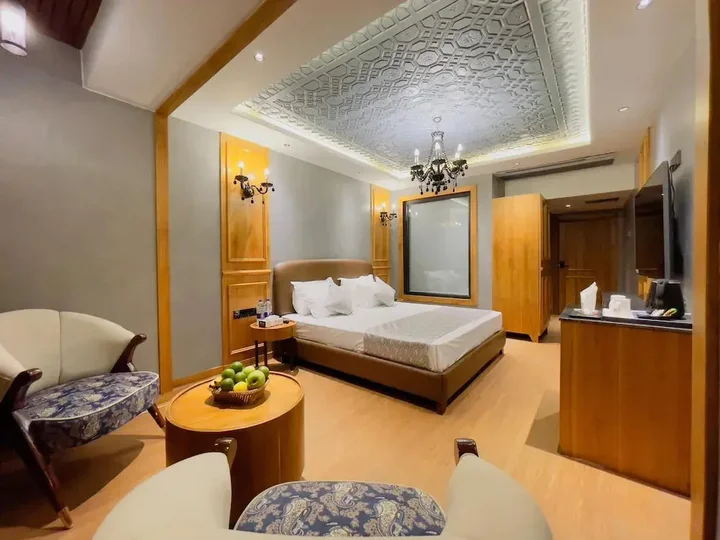 Шринагар: Hotel Paradise
