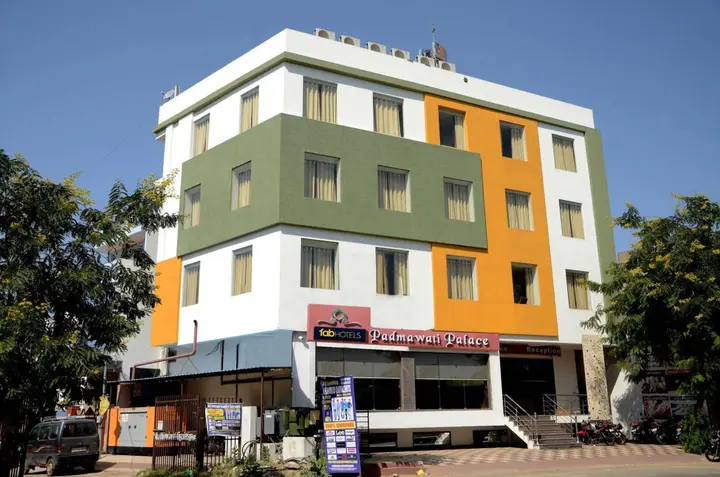 Джайпур: FabHotel Padmavati Palace Mansarovar