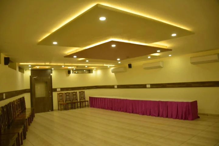 Джайпур: FabHotel Padmavati Palace Mansarovar