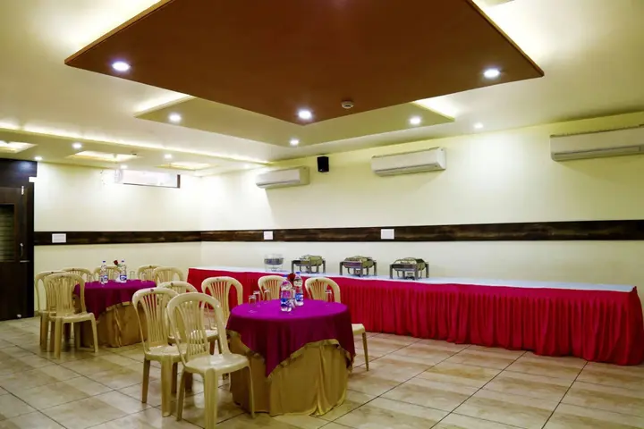 Джайпур: FabHotel Padmavati Palace Mansarovar
