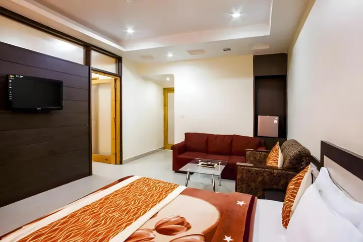 Катра: Hotel Shree Palace