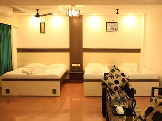 Салем: Hotel Karpagam International