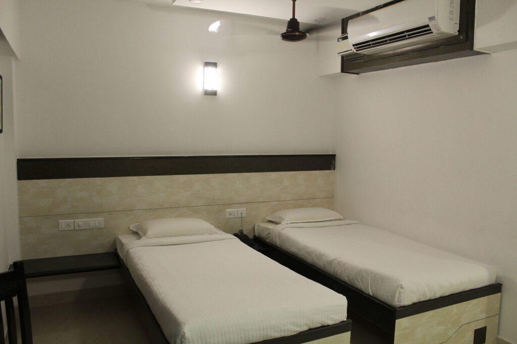 Салем: Hotel Karpagam International