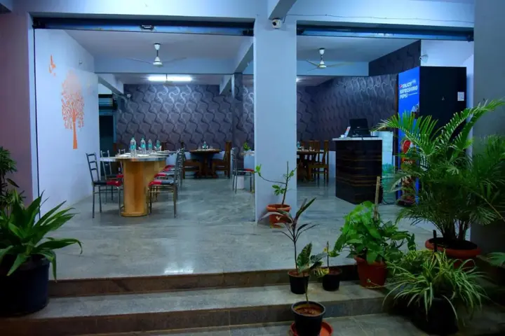 Chikkajala: Housefinch Residency
