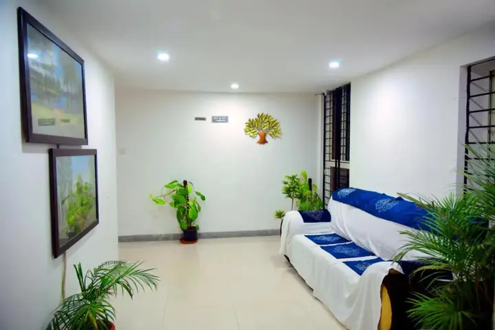 Chikkajala: Housefinch Residency