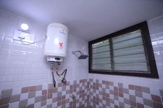 Калапет: R.M Guest House