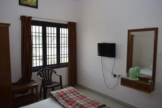 Калапет: R.M Guest House