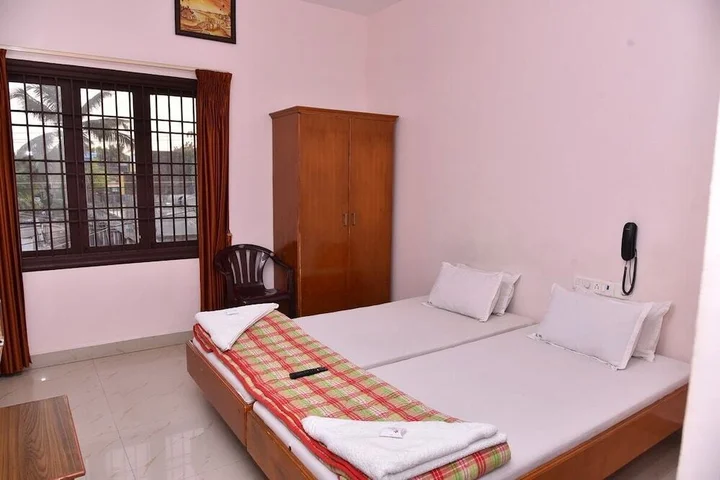 Калапет: R.M Guest House