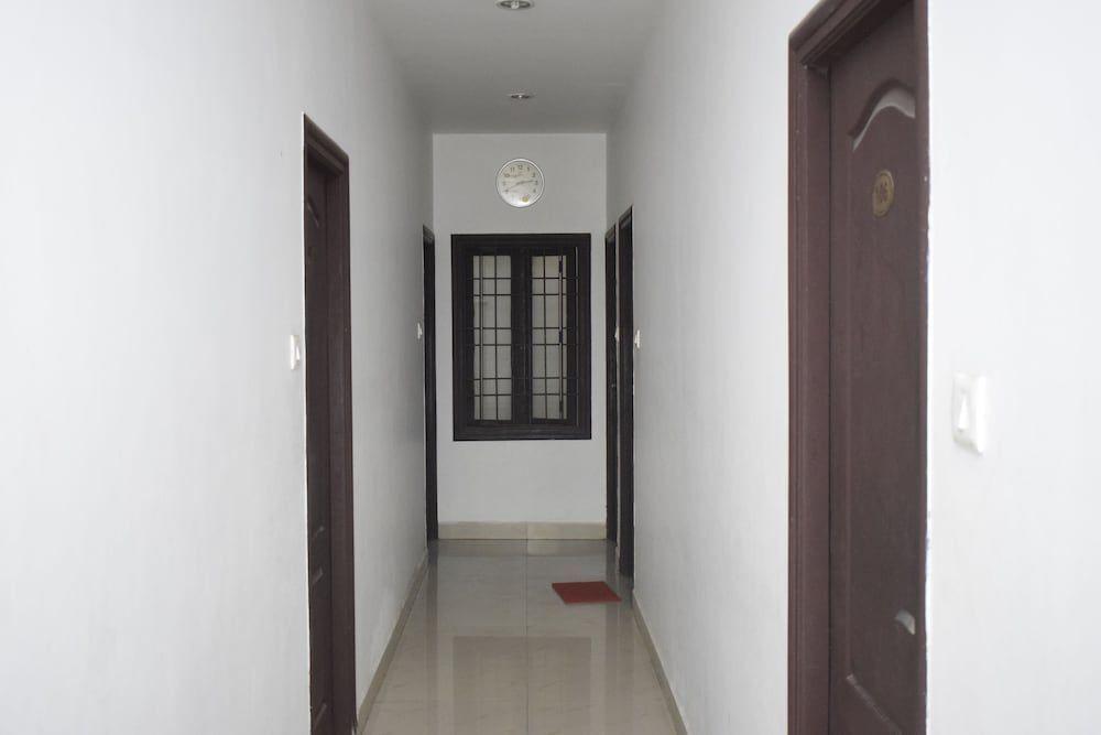 Калапет: R.M Guest House
