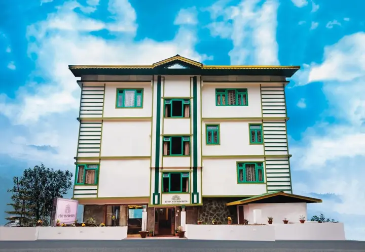 Пеллинг: Five Elements De Villa Hotel