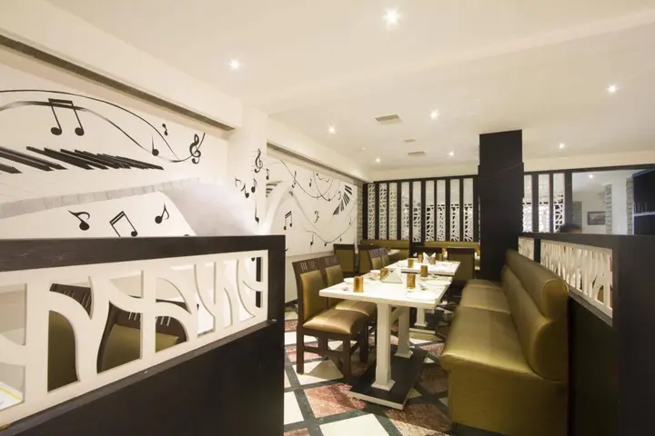 Хидерабад: FabHotel AVS Gachibowli