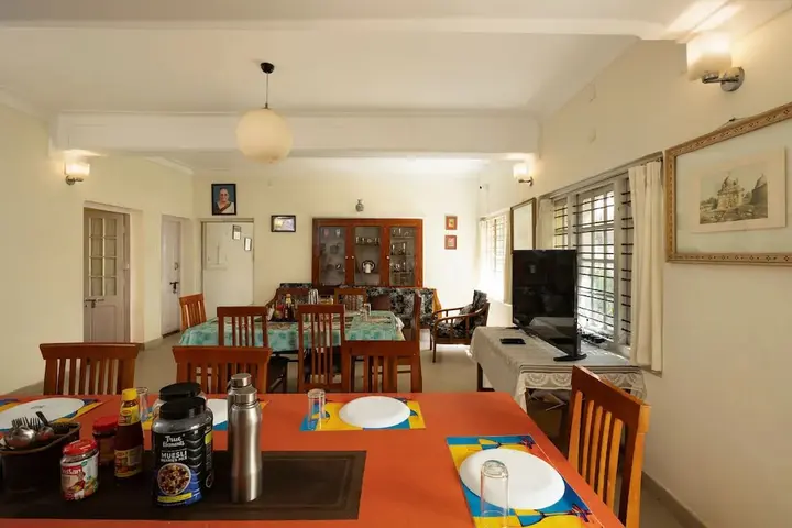 Ути: Colonel's Inn