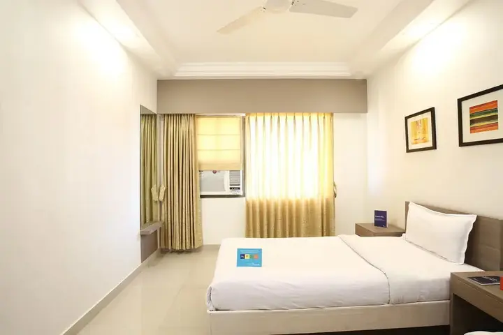 Мумбаи: Fabhotel Ashoka Apartments Marol