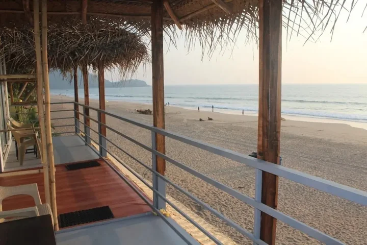 Южный Гоа: Agonda Beach Bumps