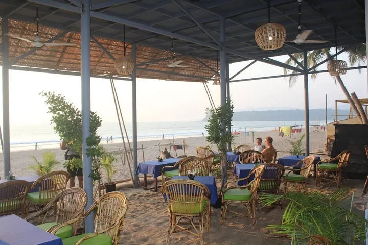 Южный Гоа: Agonda Beach Bumps