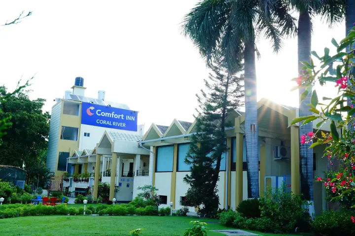 Патанкот: Comfort Inn Coral River