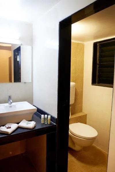Ширди: Hotel Shri Pushpanjali Shirdi