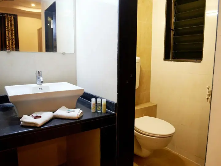 Ширди: Hotel Shri Pushpanjali Shirdi