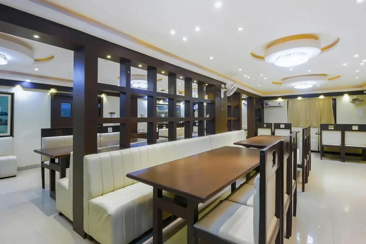 Шамшабад: Nine Star Hotel