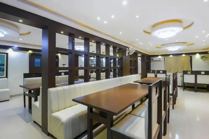 Шамшабад: Nine Star Hotel