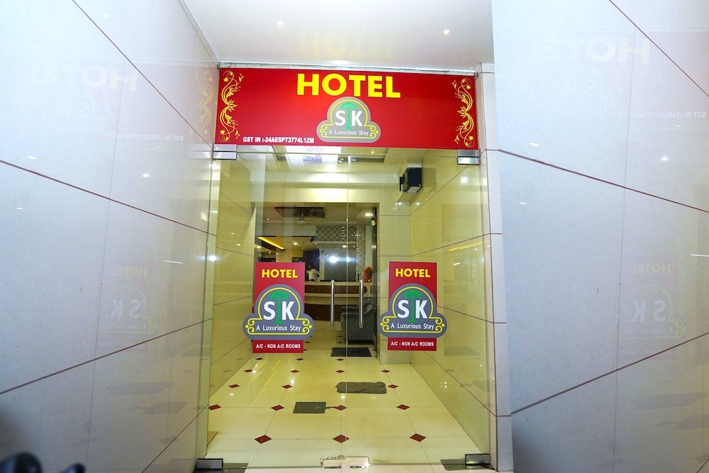 Раджкот: Hotel Sk