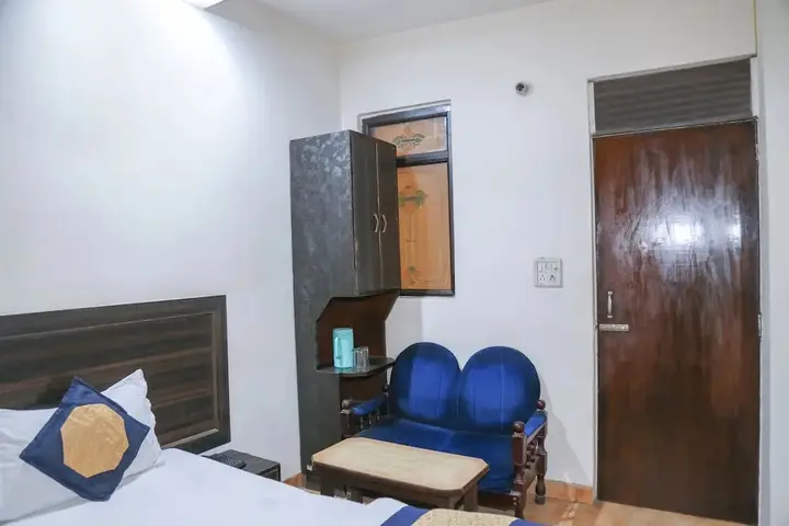 Нью-Дели: Hotel Konark