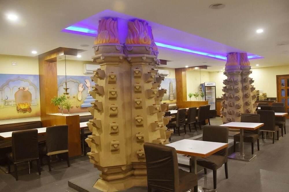 Ширди: Hotel Sai Shubham