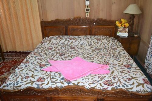Шринагар: Houseboat Sweet Star