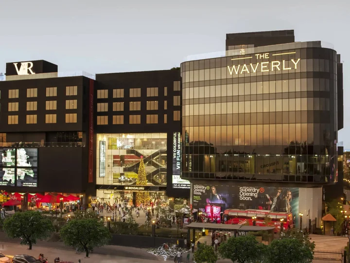 Бангалор: The Waverly Hotel & Residences