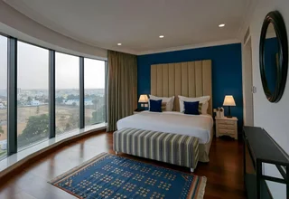 Бангалор: The Waverly Hotel & Residences
