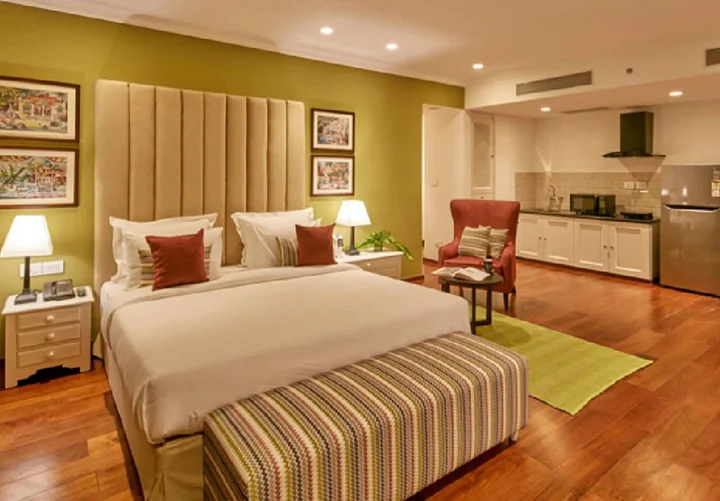 Бангалор: The Waverly Hotel & Residences