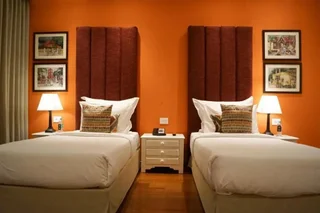 Бангалор: The Waverly Hotel & Residences