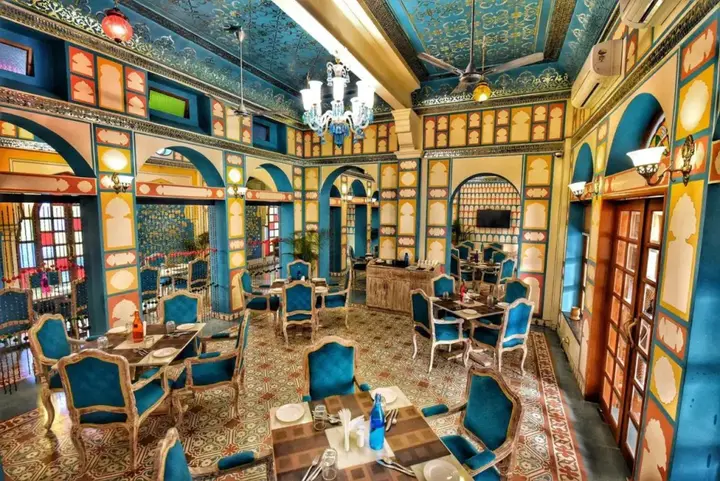 Джайпур: Nirbana Palace - A Heritage Hotel