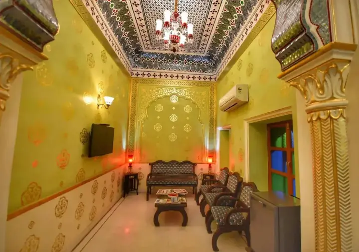 Джайпур: Nirbana Palace - A Heritage Hotel