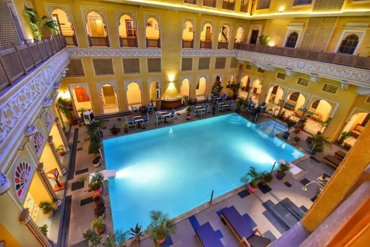Джайпур: Nirbana Palace - A Heritage Hotel