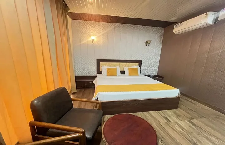 Аджмер: The Royal Paradise Resort and Salt Yard