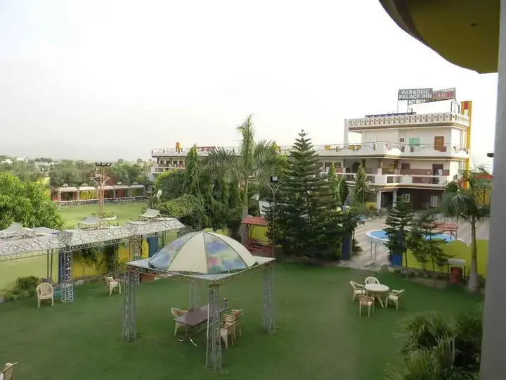 Аджмер: The Royal Paradise Resort and Salt Yard