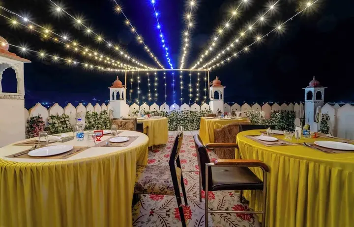 Аджмер: The Royal Paradise Resort and Salt Yard