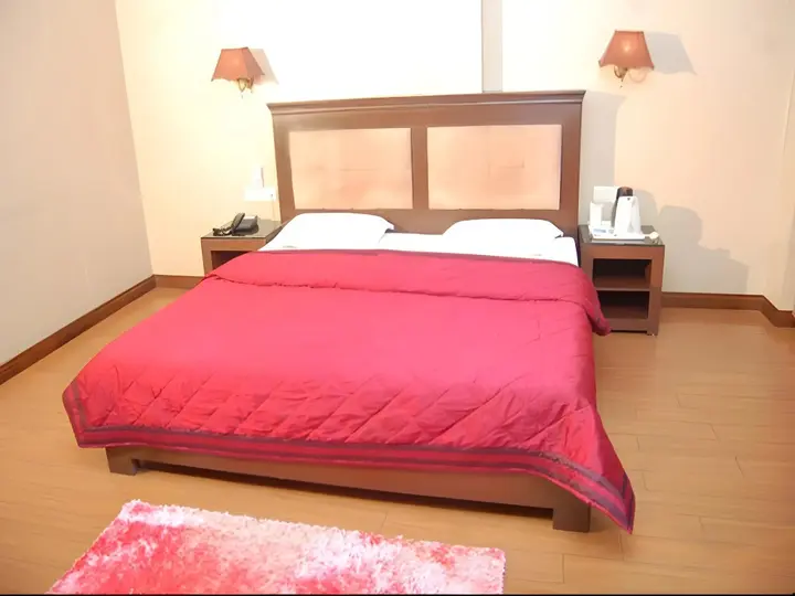 Барейлли: Hotel Diplomat Residency