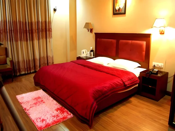 Барейлли: Hotel Diplomat Residency