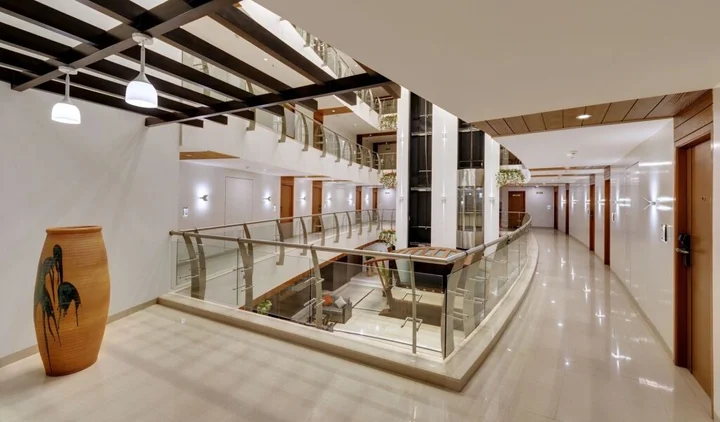 Пимпри-Чинчвад: The Fern Residency, MIDC - Pune