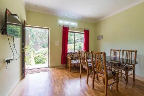 Чиннаканал: Mountain Hut Resorts