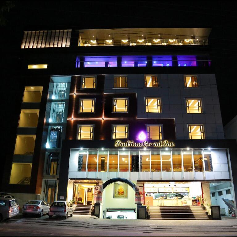 Катпади: Prabhaa Grand Inn