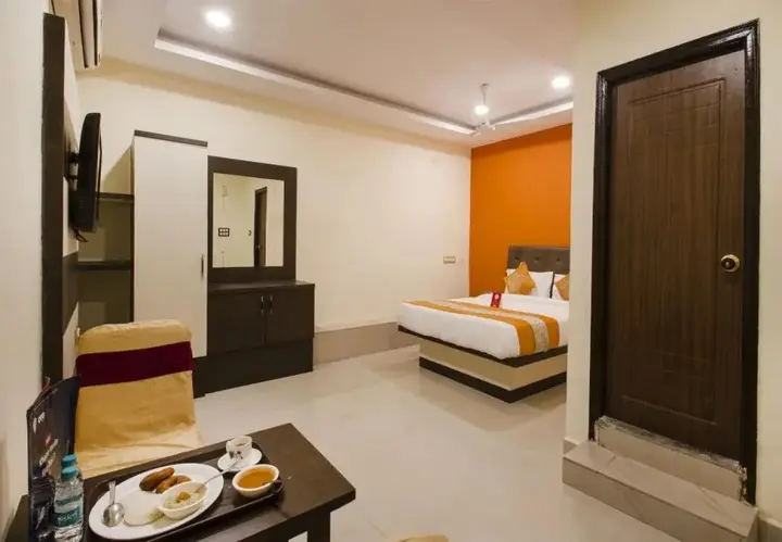 Хидерабад: OYO 3968 Chandras Residency