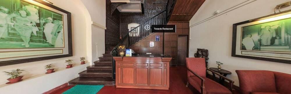 Пури: Chanakya BNR Hotel Puri