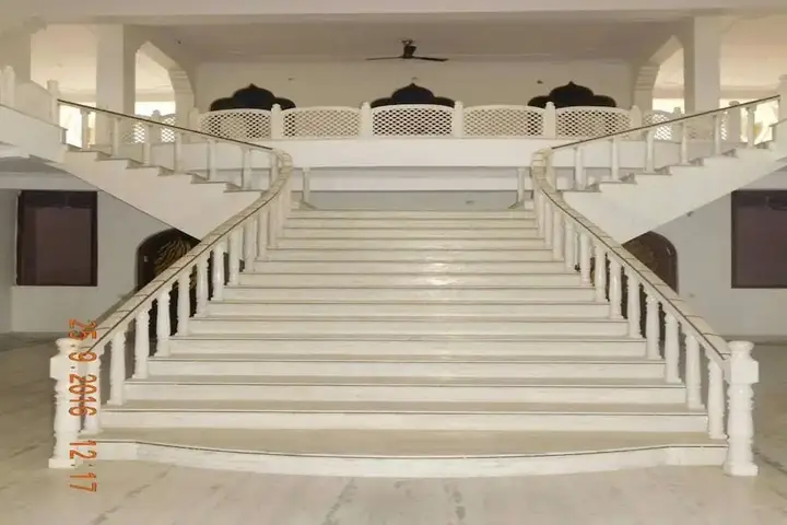 carousel image 5