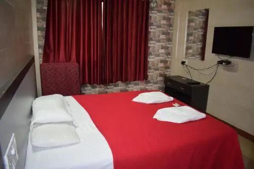 Лонавала: Hotel Manas